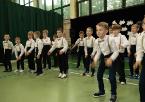 Taniec w wykonaniu chłopców