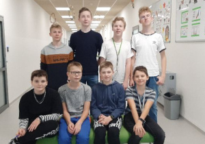 Uczniowie SP Łękińsko podczas Olimpiady Historycznej Juniorów