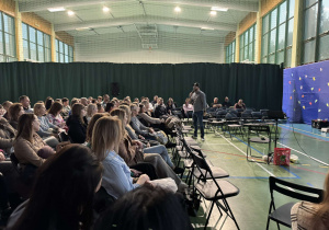 spotkanie Dobromira z rodzicami i nauczycielami