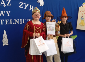 I miejsce trzecioklasistów w II Powiatowym Konkursie Czytelniczym „Baśnie są wciąż żywe”