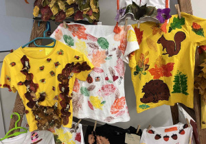 Żółte jesienne koszulki