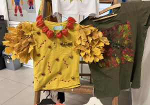 Żółta jesienna koszulka