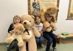 Dziewczynki z misiami