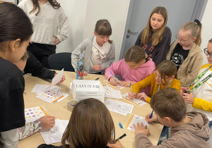 Kącik matematyczny podczas przerwy szkolnej.