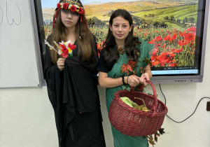 Demeter i Kora (Persefona) – Julka i Marysia