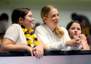 Kibicujące uczennice