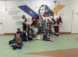 Mikołajkowe nocowanie w szkole klasy 4a