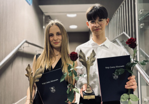 Wyróżnieni uczniowie – Aleksandra Włodarczyk i Jan Szataniak.