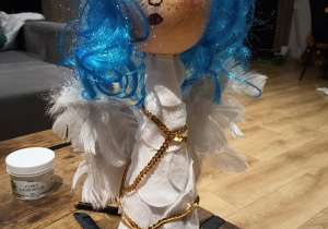 Anioł wykonany przez ucznia.