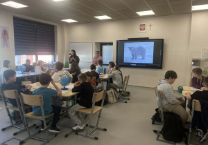 nauczycielki przedstawiają cele lekcji