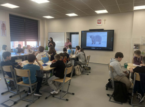 Dzień Niedźwiedzia Polarnego – interdyscyplinarna lekcja otwarta w klasie 5b