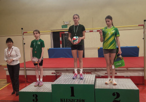 Zuzia i Maja na podium