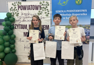 Uczestnicy konkursu powiatowego ze szkoły w Łękińsku