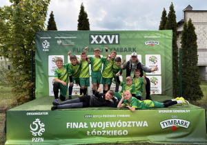 Uczniowie biorący udział w turnieju