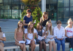 Uczniowie i nauczyciele czytają Moralność pani Dulskiej