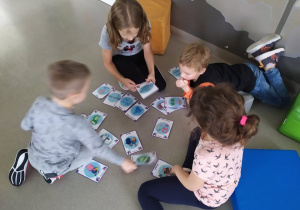 Dopasowanie obrazków do bajek - burza małych mózgów