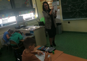 Prezentacja przez nauczyciela regionów Polski